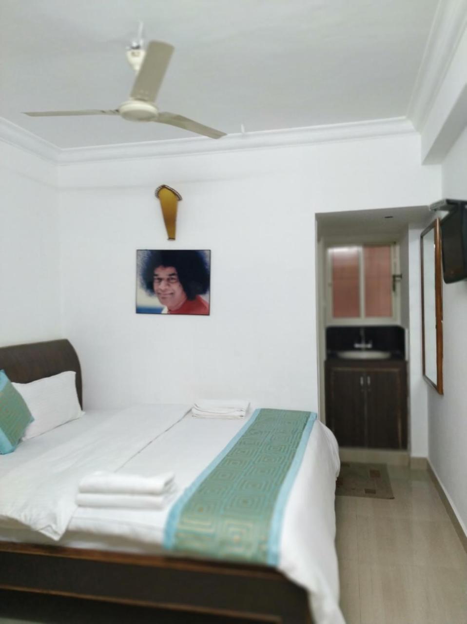 Aum Hotel 普塔帕蒂 外观 照片